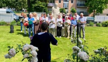You are currently viewing Preisverleihung der Chrismon-Gemeinde 2025: Köln doppelt ausgezeichnet – die „Schrägen Vögel“ singen