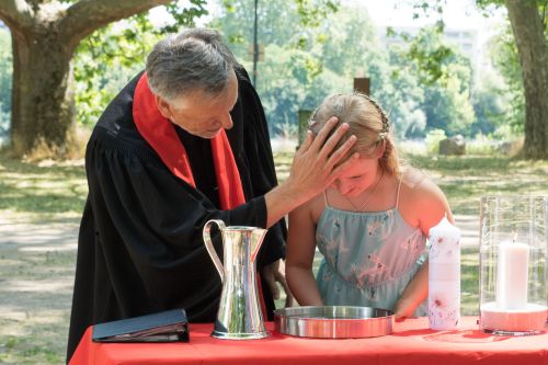 Ludwigshafen – Tauf-Gottesdienst auf der Parkinsel – Zusätzlich spontane Taufen möglich – /// MRN-News.de