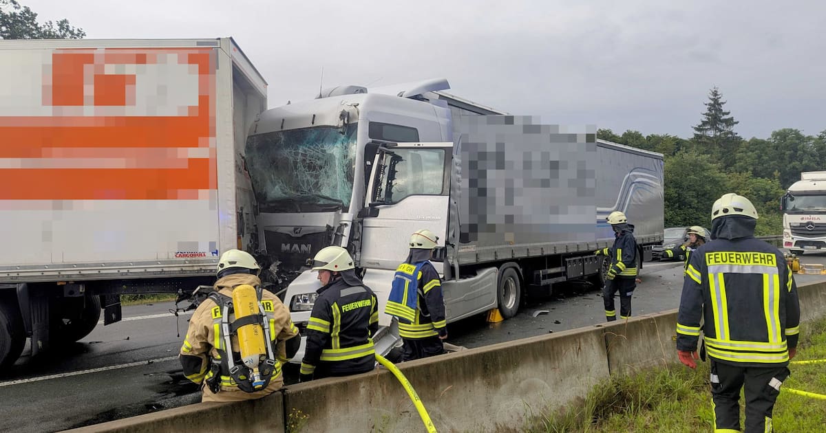 Unfall mit zwei Lastwagen zwischen Haiger/Burbach und Wilnsdorf (UPDATE, 21.16 Uhr)