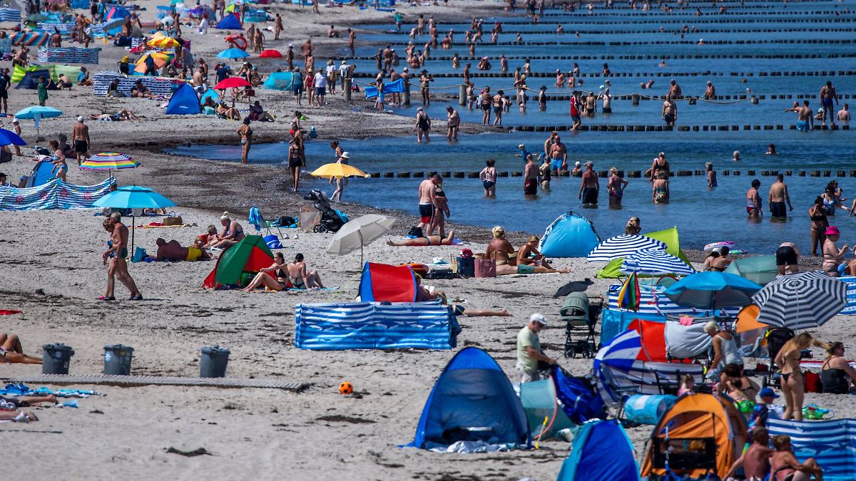 Hamburg & Schleswig-Holstein: Für jeden fünften Hamburger Haushalt ist Urlaub zu teuer