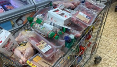 Kunden und Supermarkt-Angestellte stoppen diebische Familie in Ammendorf – Du bist Halle