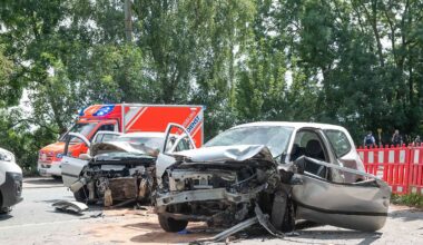 Nordrhein-Westfalen: Mehrere Verletzte bei Frontalzusammenstoß in Duisburg