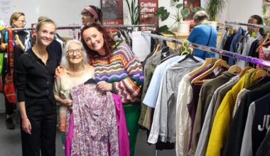 Aktion der youngcaritas: Mit 102 Jahren zur Kleidertauschparty