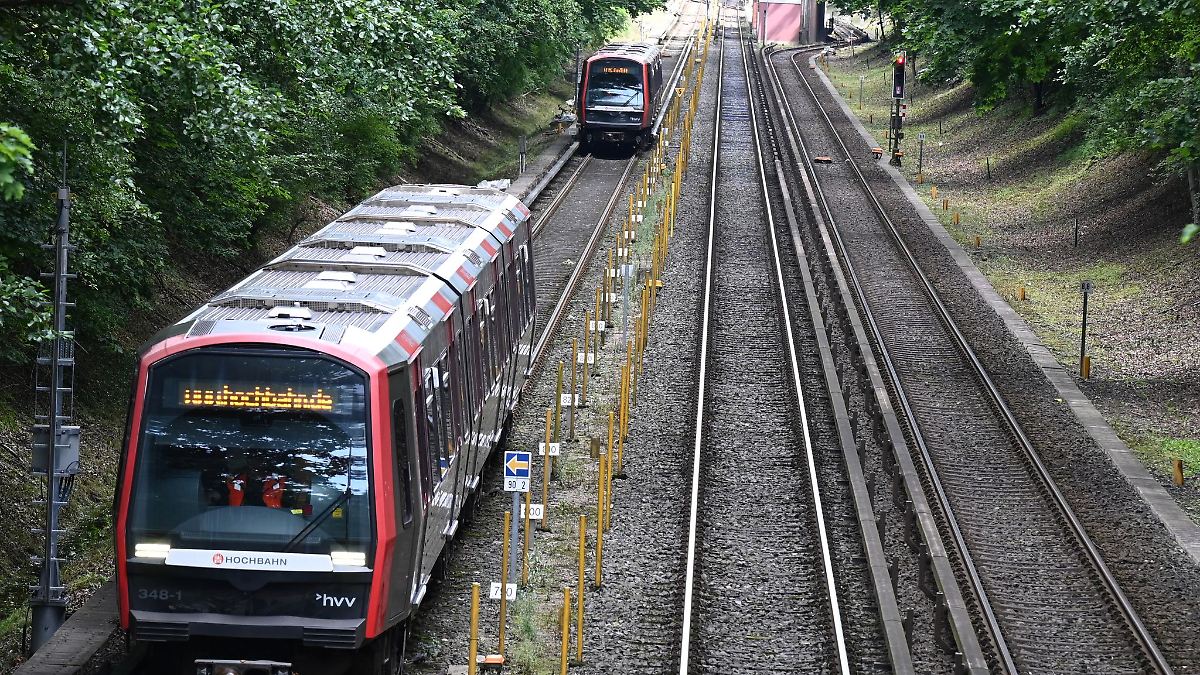 Hamburg & Schleswig-Holstein: Hochbahn testet engere Abstände von U-Bahnen