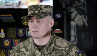 „Held der Ukraine“ entwickelt bahnbrechenden Schutzanzug gegen Drohnen