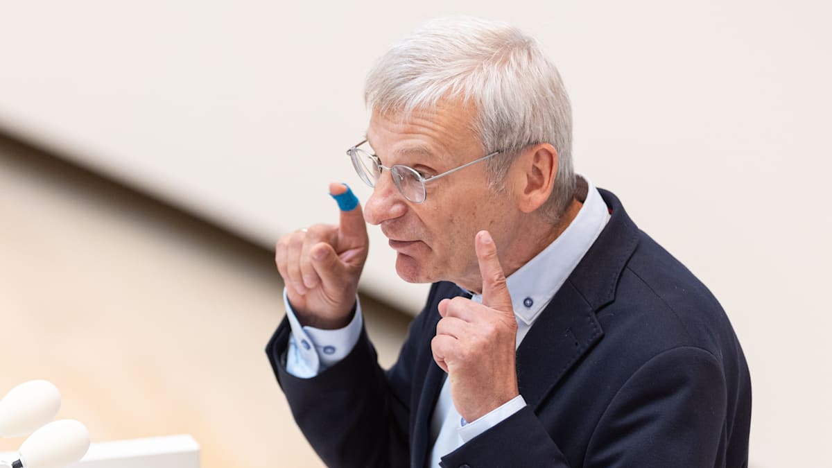 Nach Extremismus-Warnung: AfD wirft Spremberger Bürgermeisterin Herntier „elende Tugend-Protzerei“ vor
