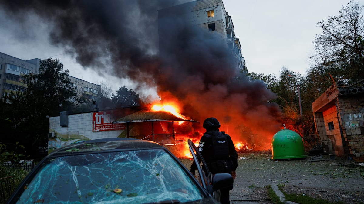 Ukraine-Krieg: Schwerer Angriff auf Kiew – Russland meldet Eroberung der Stadt Tschassiw Jar