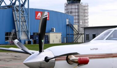 „On Demand“-Flüge in Augsburg? Klimaschützer kritisieren Flughafen-Pläne