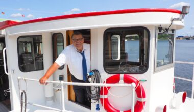 Kapitän Jürgen Sawatzki 35 Jahre auf Alster-Kreuzfahrt