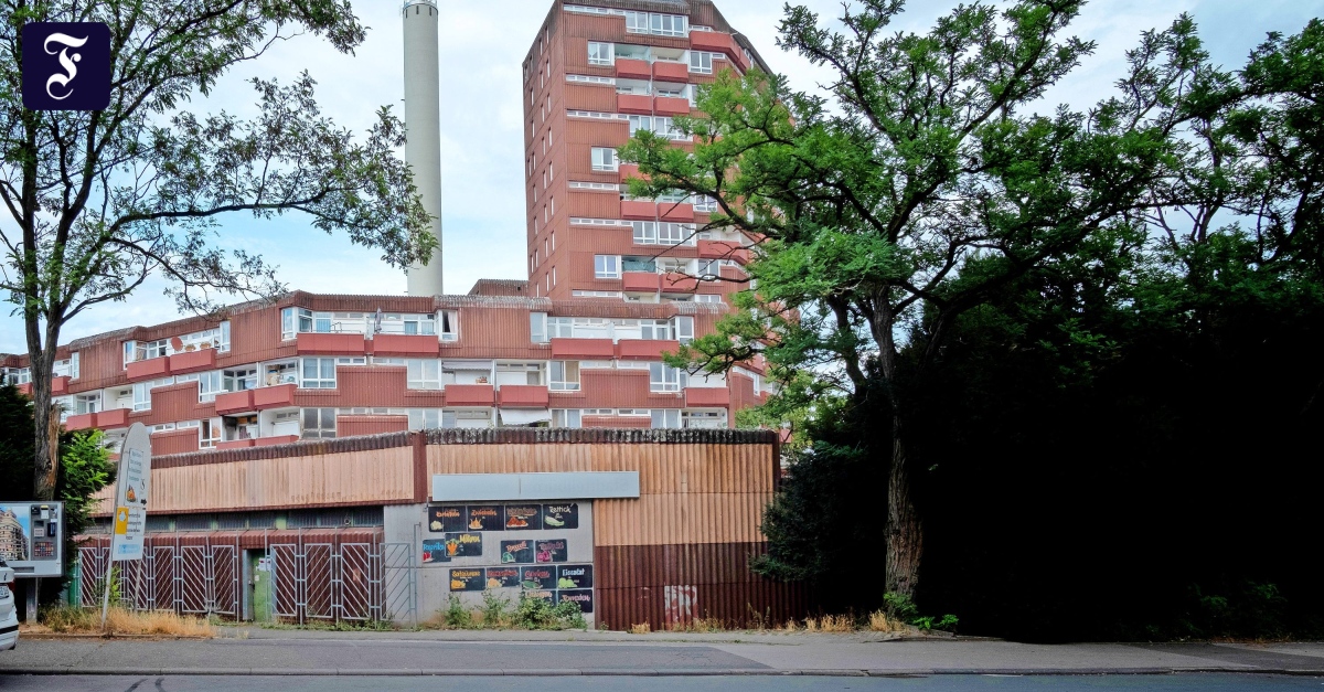 Warum Wiesbaden das Rote Hochhaus kauft