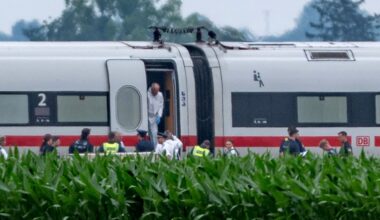 Bayern: Axt-Angriff im ICE – Haftbefehl gegen 20-jährigen Syrer erlassen