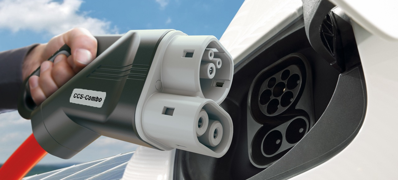 Anti-Verbrenner-Politik der EU geht weiter: EU plant E-Auto-Pflicht für Firmenflotten ab 2030 - News - Mercedes-Fans