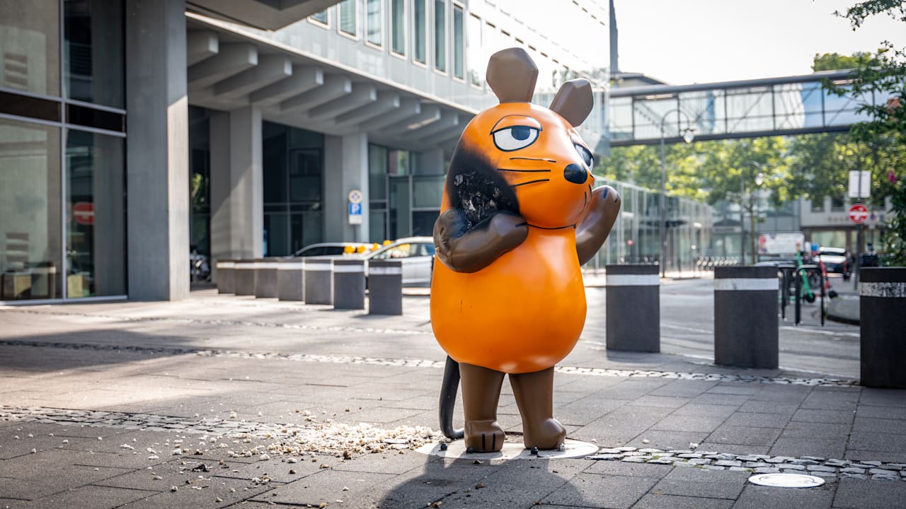Au Backe!: Brandanschlag auf die Maus in Köln | Regional