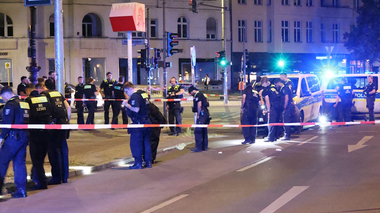 Berlin: Verwechslung? Mann (19) in Berlin ins Bein geschossen | Regional