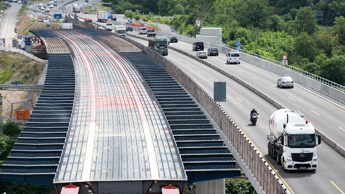Zweite Teilbrücke der Salzbachtal-Querung am 1. August offen