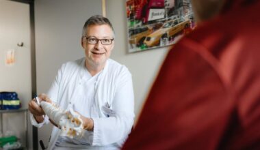 Augsburger Uniklinikum geht neue Wege bei Wirbelsäuleneingriffen