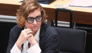 Gutachten hält Hochschulverträge für rechtlich bindend