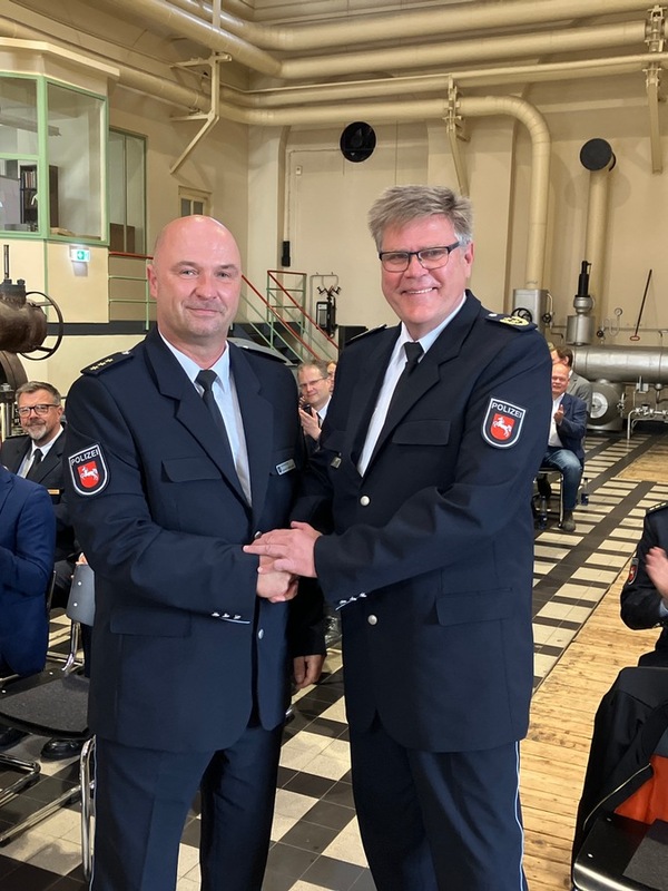 Polizeipräsident führt neuen Inspektionsleiter in Delmenhorst in sein Amt ein +++ Polizeidirektor