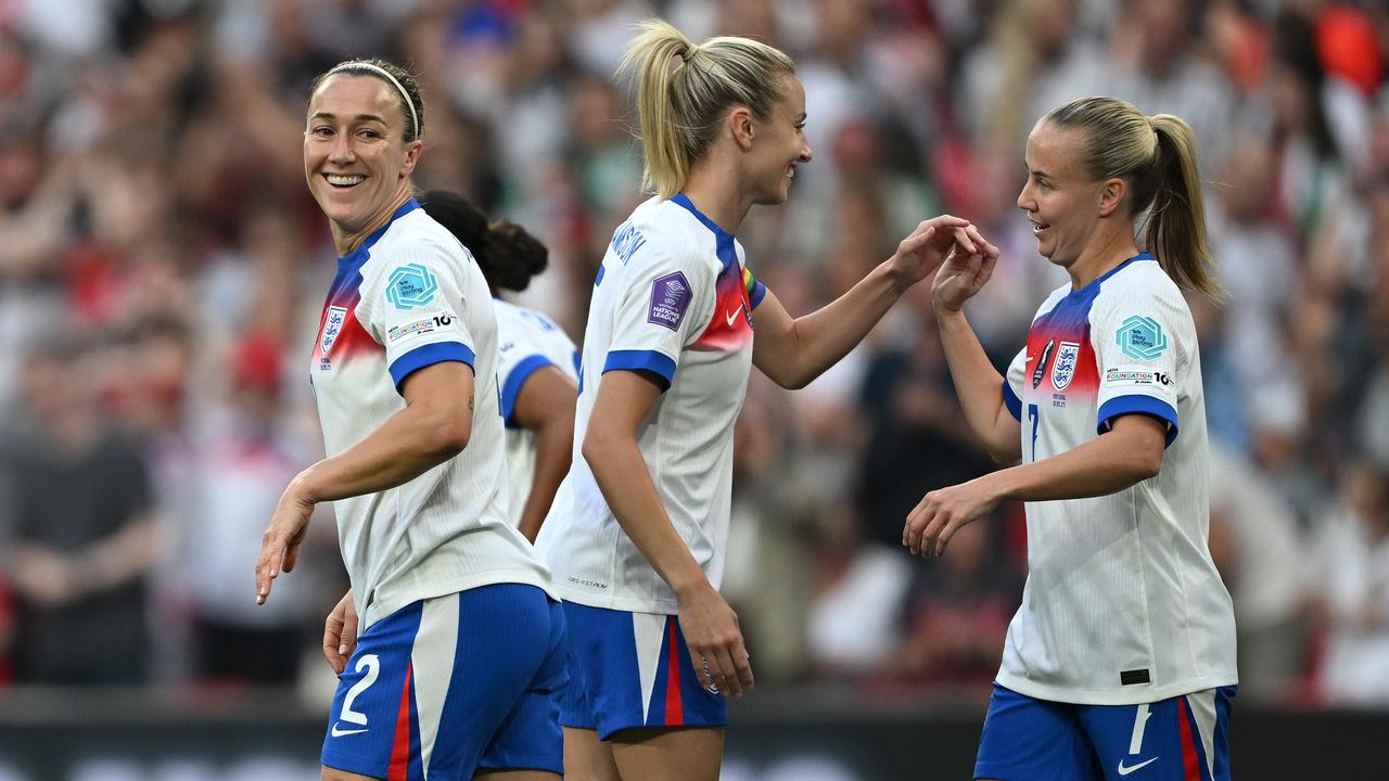 Aufstellungen: England gegen Italien - Bronze und Williamson rechtzeitig fit geworden