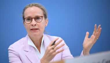 Bundesverfassungsgericht: Klingbeil hält an Brosius-Gersdorf fest