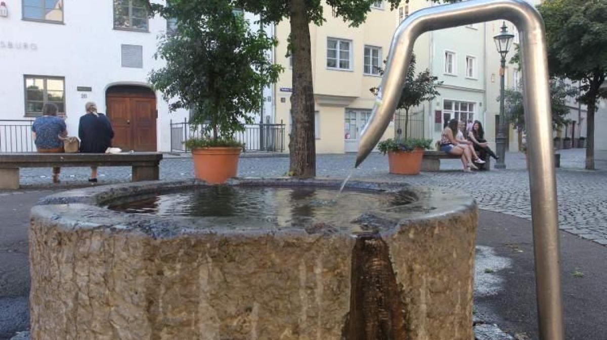 Die Stadt Augsburg tritt beim Bau von Brunnen auf die Bremse