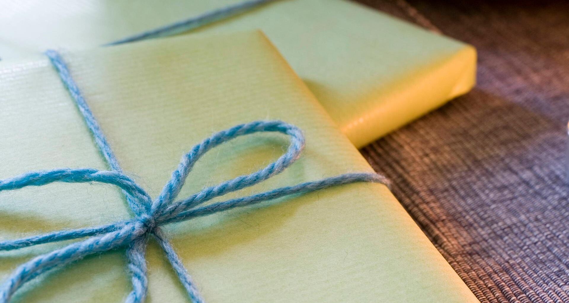 Blind Date mit einem Buch - Lesen mit Überraschungsmoment in Wiesbaden - Audio | hessenschau.de