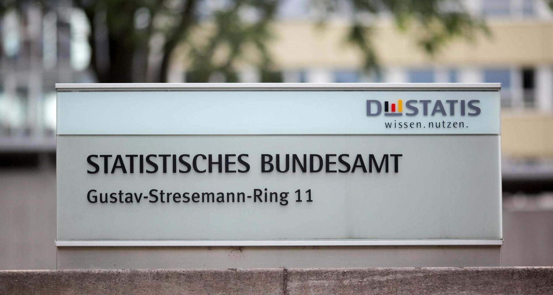 Blick auf den Hauptsitz des Statistischen Bundesamtes in Wiesbaden (Hessen).