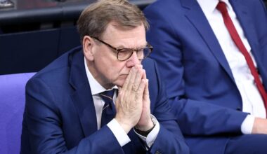 Bereits zugesagte Visa für Afghanen sollen erteilt werden, sagt Wadephul