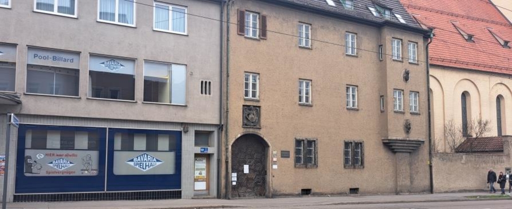 Umstrittene Einrichtung für Suchtkranke in Augsburg-Oberhausen startet Anfang 2026