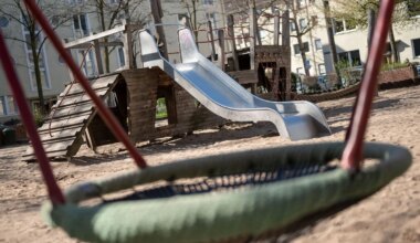 Neue Schilder - Kölner OB distanziert sich von Umbenennung von Spielplätzen - Panorama