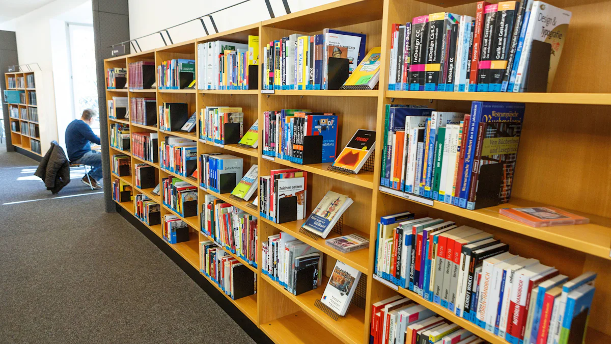 Urteil zu Stadtbücherei Münster: Wer braucht Warn-Aufkleber auf Büchern? - Kultur