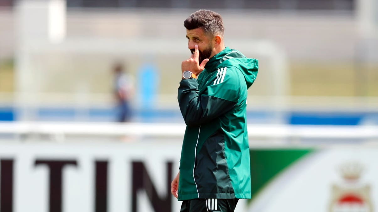 Schalke 04: Die Startelf-Duelle: Wer darf ran – wer muss auf die Bank? | Sport