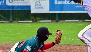 Bonn Capitals spielen Baseball in der Rheinaue