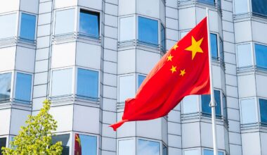 Kiesewetter: Berlin soll China-Diplomaten nach Laser-Angriff ausweisen | Politik