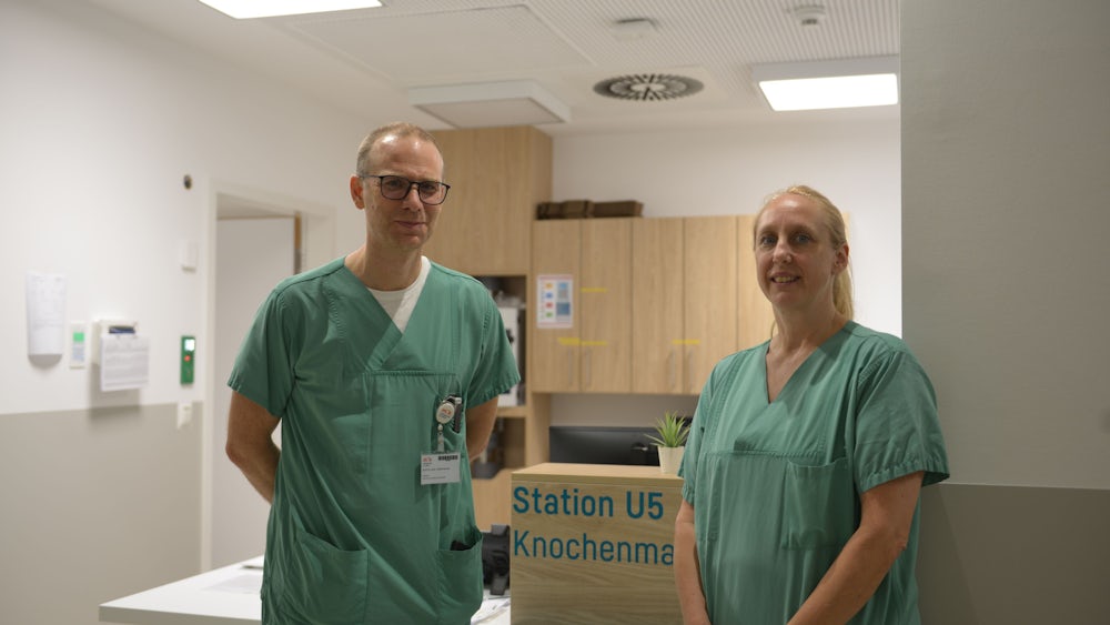 Mehr Betten und hochmodern: Stationsleiterin Yvonne Jegodtka und Chefarzt Tobias Herold freuen sich, dass sie auf der neuen Station die Patienten noch besser versorgen können.