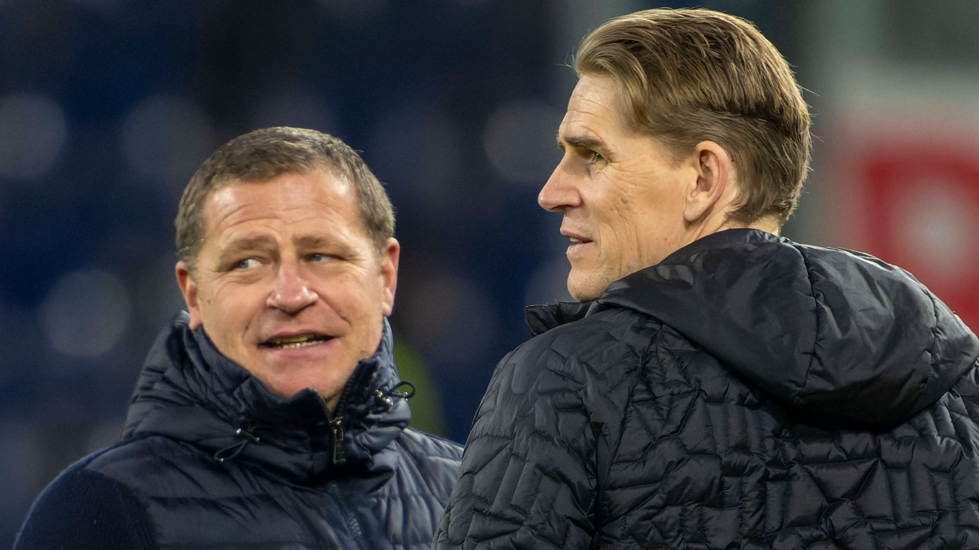 Christoph Freund (r.) neben Max Eberl: Der Sportdirektor des FC Bayern wird einem Bericht zufolge von seinem alten Arbeitgeber umworben.