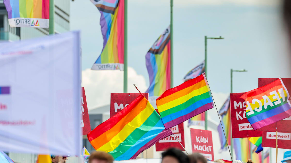 Nach CSD-Einladung für Merz: CSU kontert Kritik am Kanzler und wirft den Grünen queerfeindliche Migrationspolitik vor