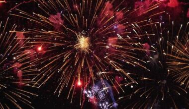 Feuerwerk beim Sommerfestival Schloss Berge