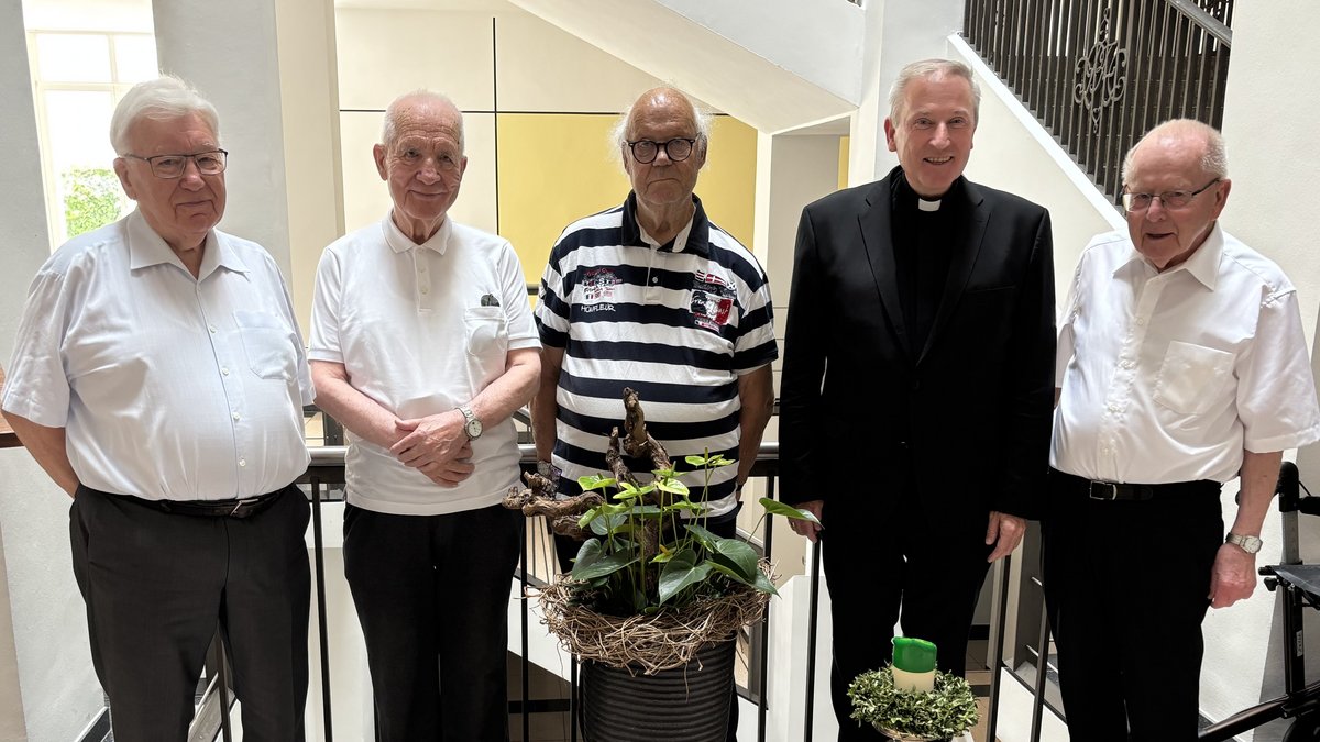 und-Leben.de - 60 Jahre Priesterdienst: Vier Männer feiern diamantenes Weihejubiläum