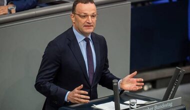 Berlin | Masken-Vorwürfe: Grüne und Linke greifen Spahn an