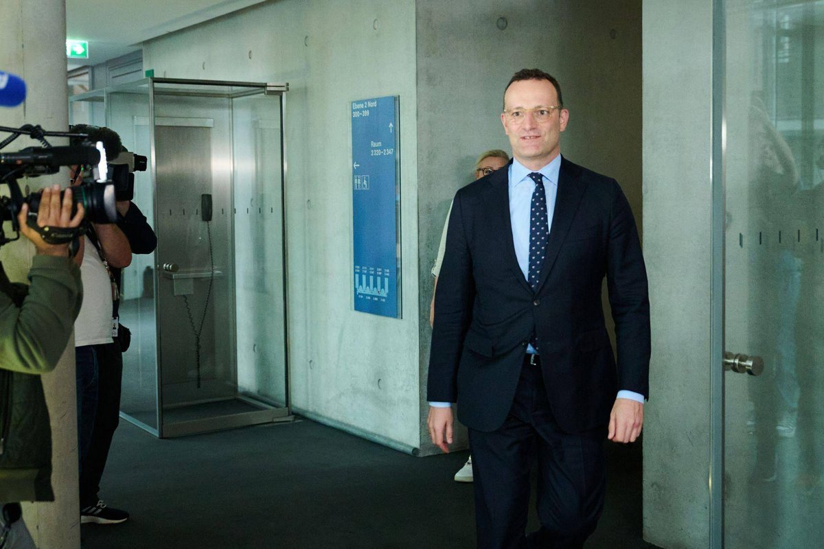 Berlin | Was die Abgeordneten von der Masken-Ermittlerin wollen