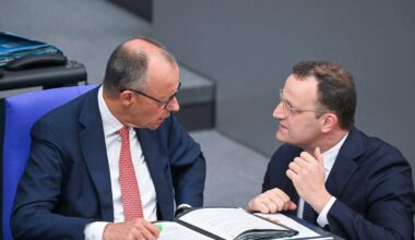 Berlin | Merz stellt sich hinter Spahn – SPD will Aufklärung