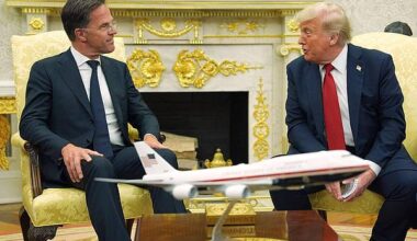 Trump droht Russland-Handelspartnern mit 100-Prozent-Zöllen