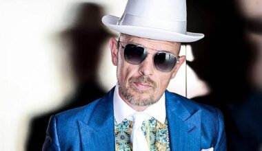 Hamburg | Jan Delay schreibt Ideen nur ins Notizbuch - immer mit Kuli