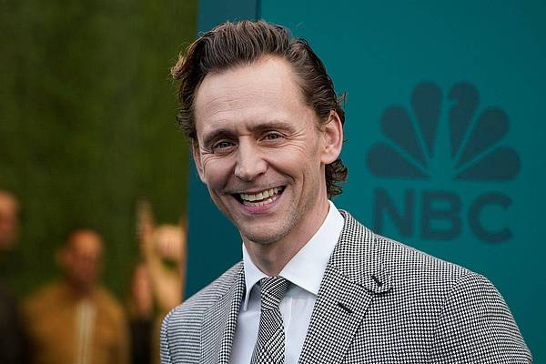 Berlin | Hiddleston tanzt in Stephen-King-Verfilmung durch das Leben