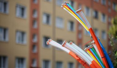 Bonn | Netzagentur beendet Streit um doppelten Glasfaserausbau