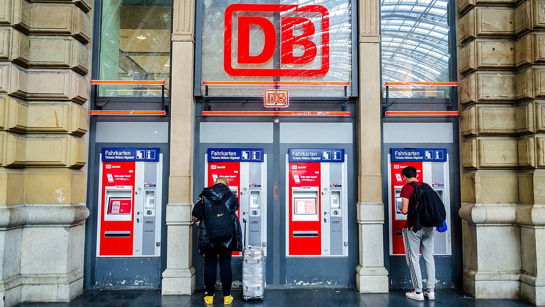 DB darf Spartickets nicht nur digital verkaufen