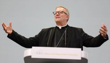 und-Leben.de - Münster: Umstrittener US-Bischof Barron trotz Protesten ausgezeichnet