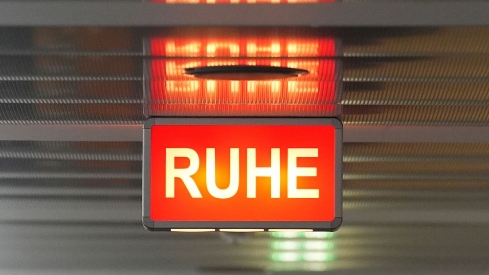 Wiesbaden führt flächendeckend "Stille Stunde" beim Einkaufen ein