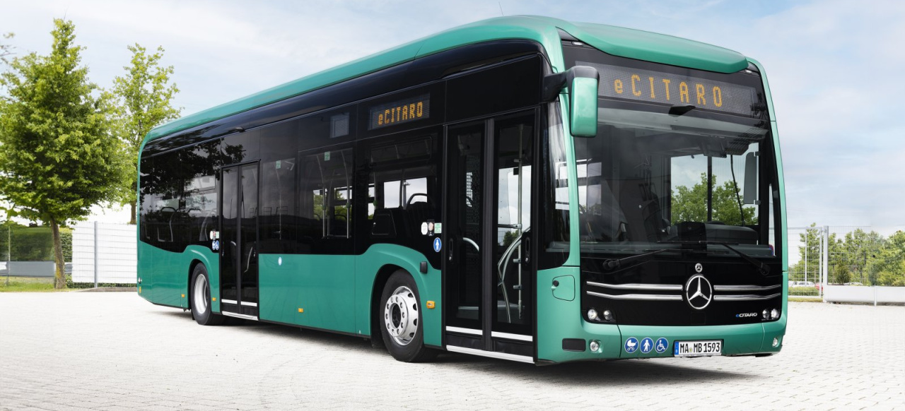 Daimler Buses auf der Busworld Europe 2025 in Brüssel (4. bis 9.10. 2025 ): Weltpremiere des eIntouro, neue NMC4-Batteriegeneration für den eCitaro - News - Mercedes-Fans